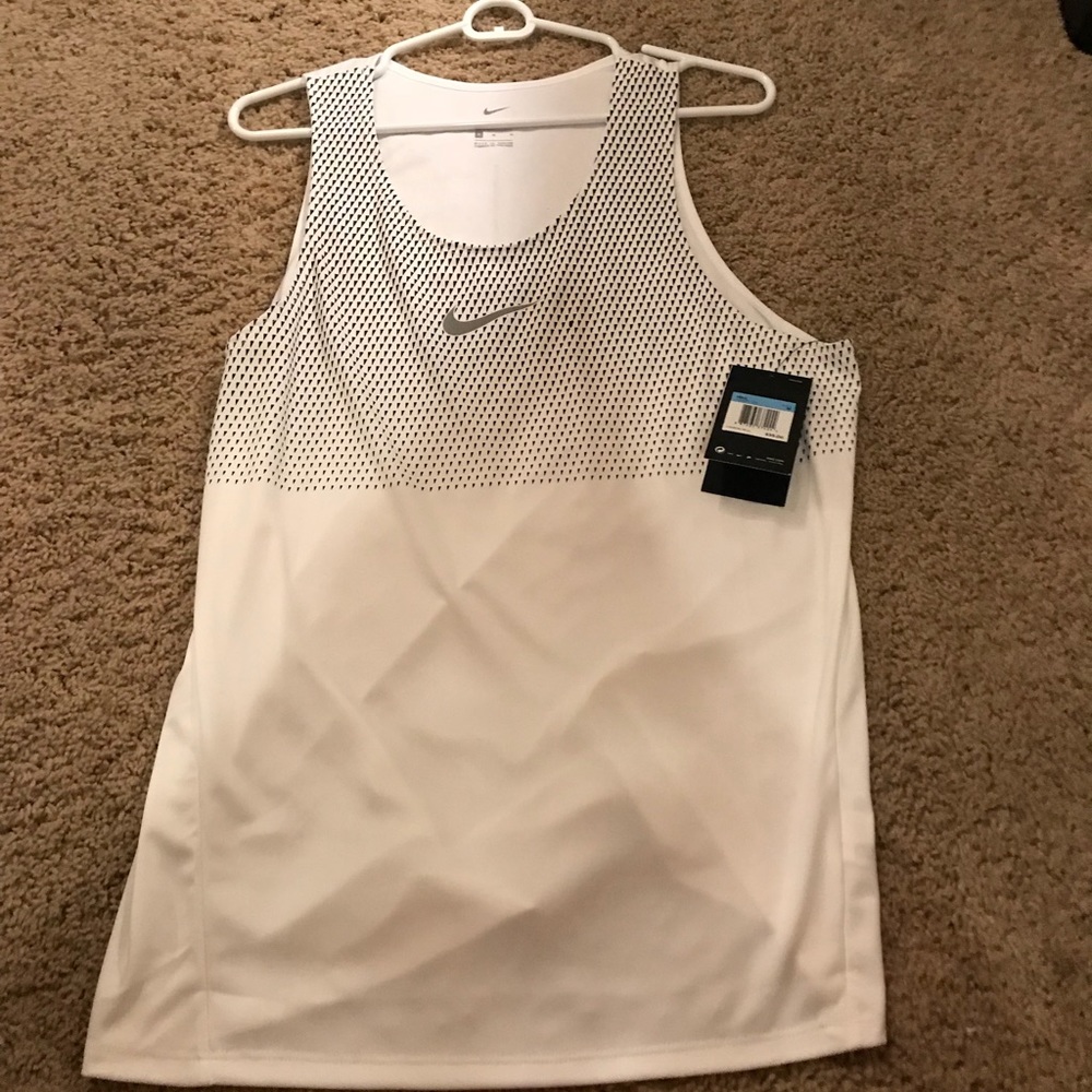 NIKE Athletic Running Tank with pattern